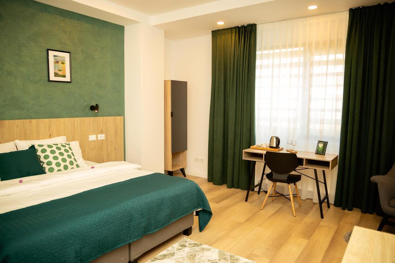 Manolle Boutique Hotel Bucureşti Ngoại thất bức ảnh